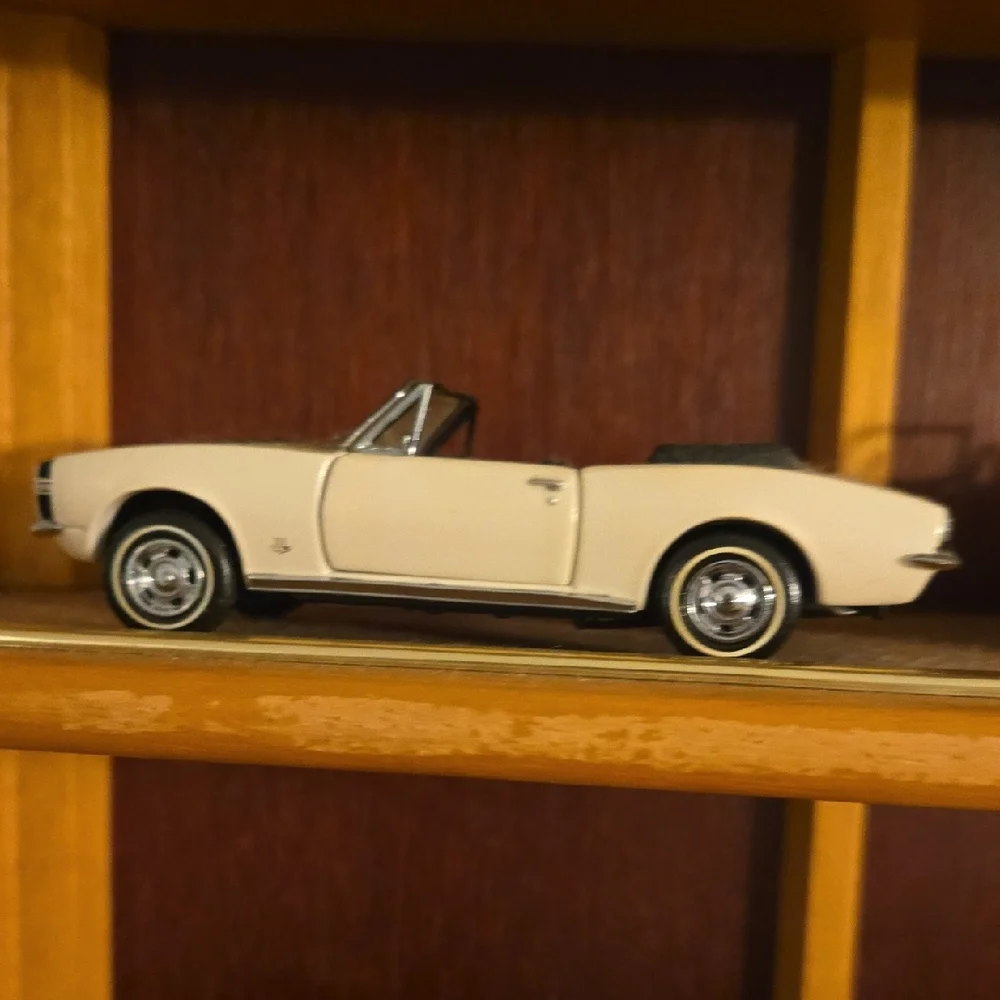 Vintage 1960 Classic Cars and Wall Display
